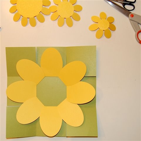 [outer+flower+petals+added+to+box.jpg]