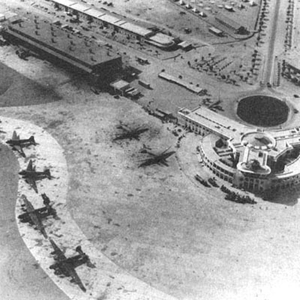 [Karachi+Airport+in+1943+during+World+War+II.jpg]