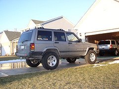 [08+Jeep+Cherokee.jpg]