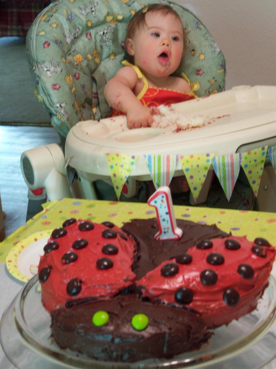 [90.++Katelyn+enjoying+her+cake.JPG]