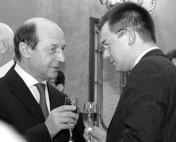 [Basescu+-Ungureanu.jpg]