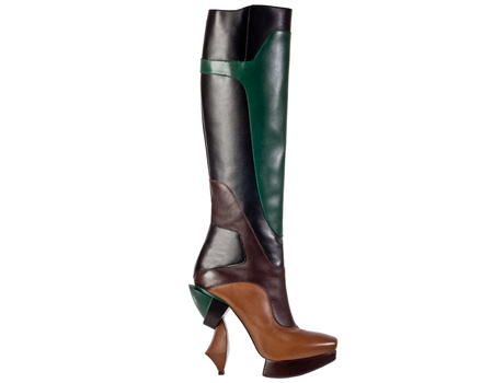 [Miu+Miu+green+and+black+tall+boot+with+heel610.jpg]