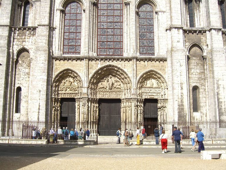 [20+Chartres.jpg]