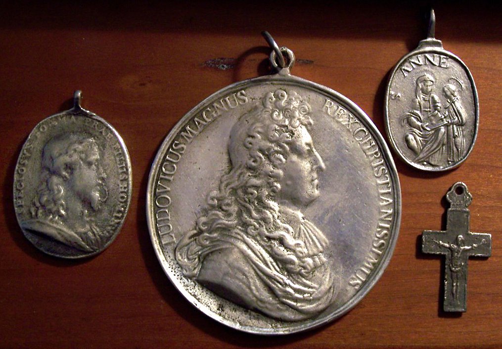 [Unknown-1_medals.jpg]