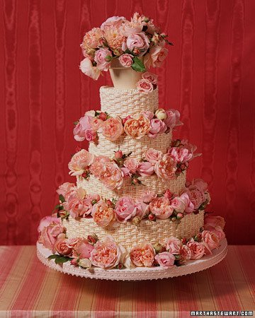 [cake+rose.jpg]