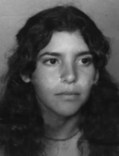 [Paulina+Agruirre+Tobar,+joven+combatiente+1985.jpg]