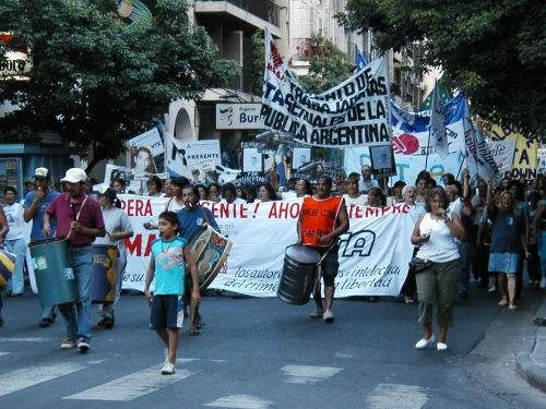 Marcha de AMMAR y organizaciones feministas argentinas