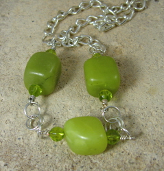 [Green+Stone+Necklace.jpg]