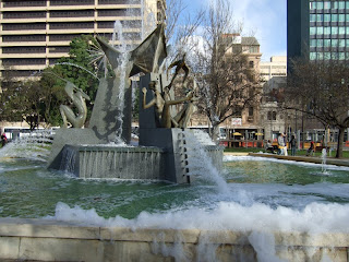 Victoria Square bubbly fountain