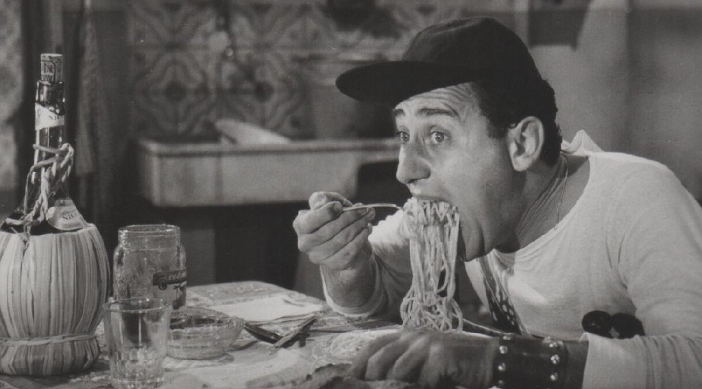 [alberto-sordi-spaghetti-americano+a+roma.jpg]