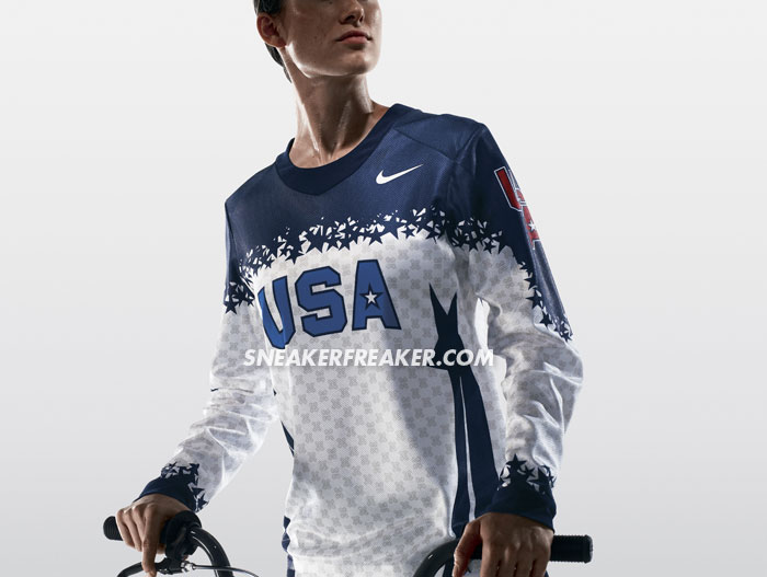 [Nike-Dunk-Gyrizo-2008-Olympics-2.jpg]