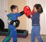 [kids_boxing.jpg]