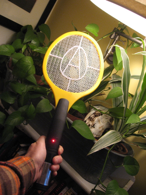 [electric+tennis+racket.jpg]
