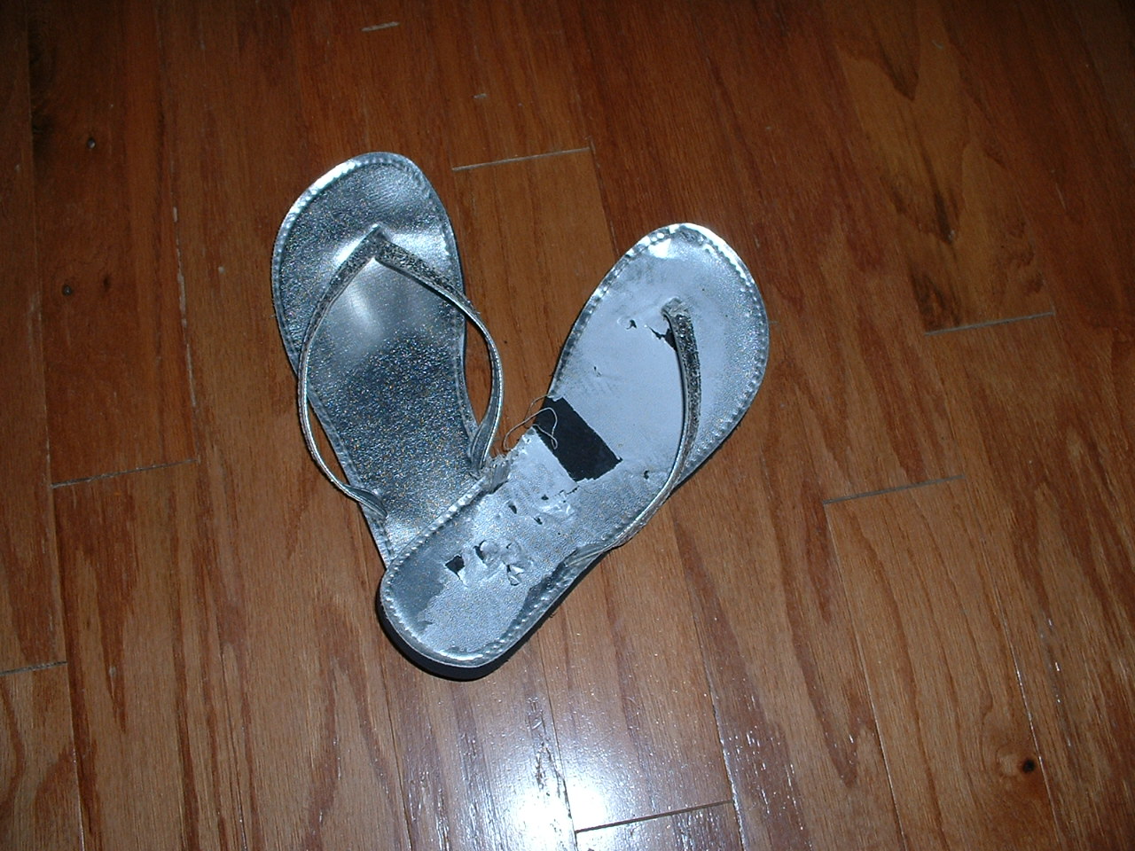 [poor+shoes.JPG]