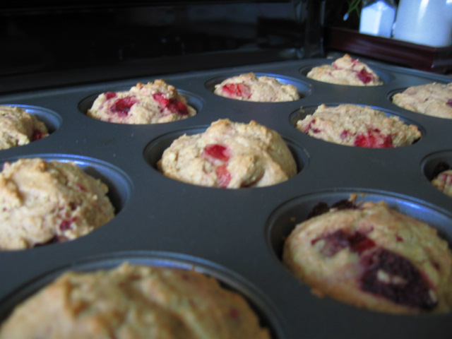 [Baked+Strawberry+Muffins.JPG]
