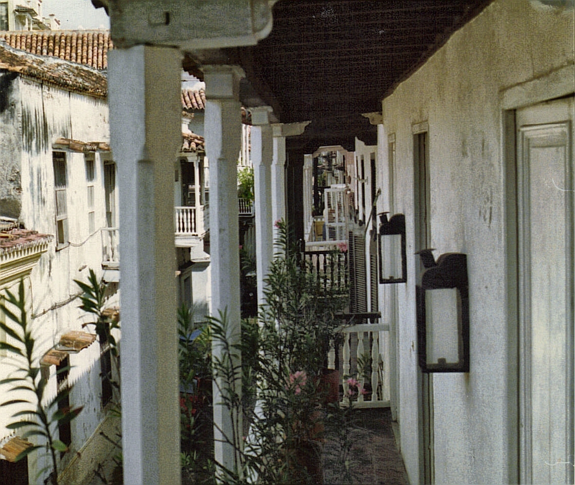 [balcones+cartageneros.jpg]