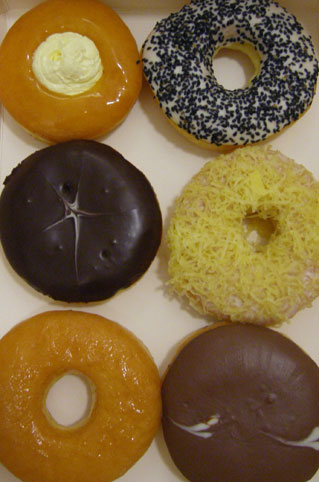 [donuts_1.jpg]