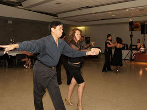 [ballroom-dance-toronto-image-1002.jpg]