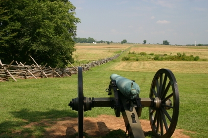 [Cannon+at+Gettysburg.JPG]