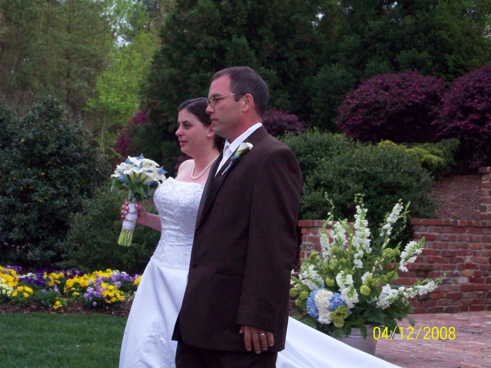 [Chrispin+and+Amy's+Wedding+April+2008+020.jpg]