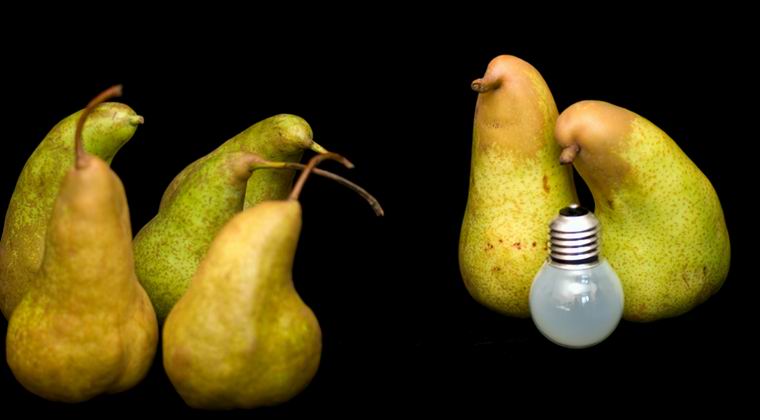 [uuuh-...-pears--lightbulb-8u6@.jpg]