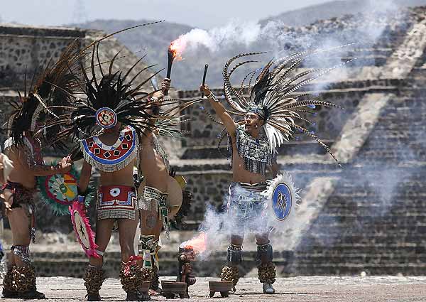 [Astecas+(TeotihuacÃ¡n).jpg]