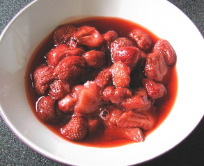 [Baked+Strawberries+2.jpg]