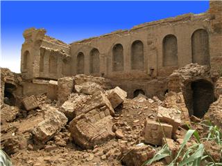 [iraq_the_damaged_tomb_of_ezekiel_at_kifl.jpg]