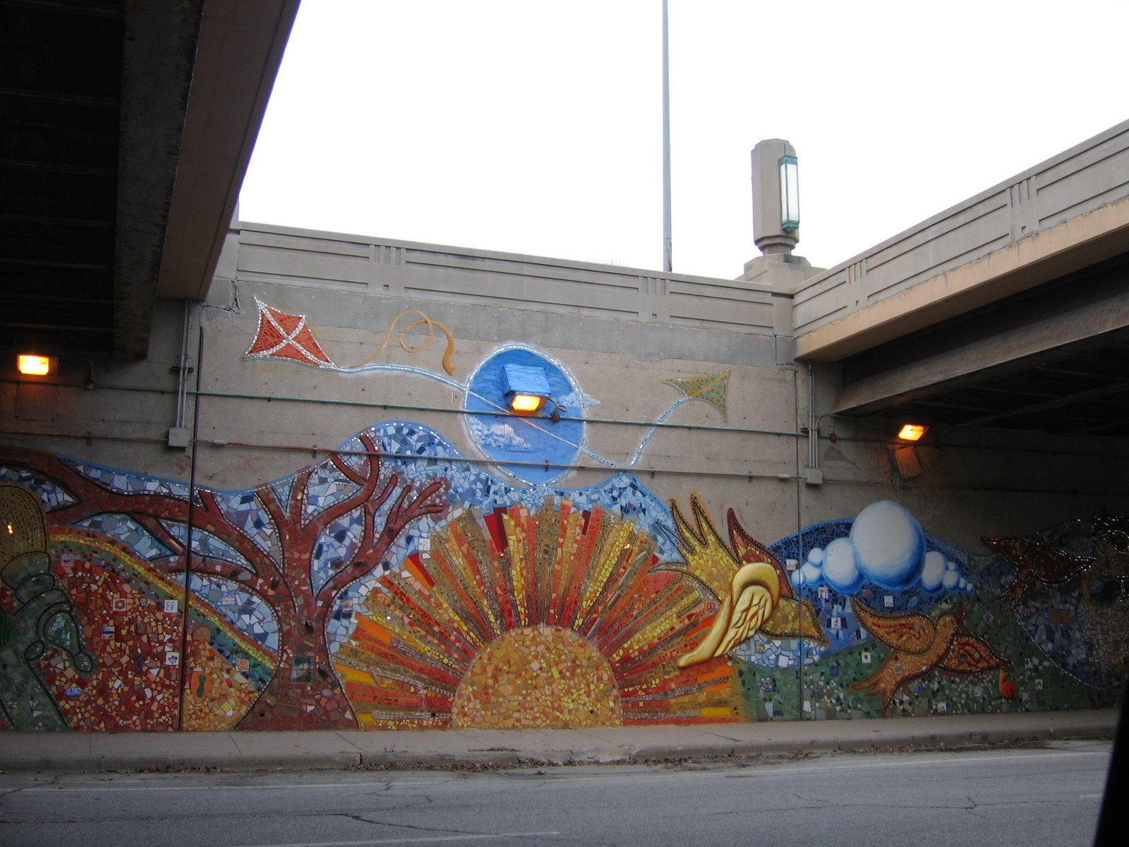 [20080315+Sun+Mosaic+Chicago.JPG]