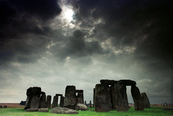 [Stonehenge_Amesbury_UK.jpeg]
