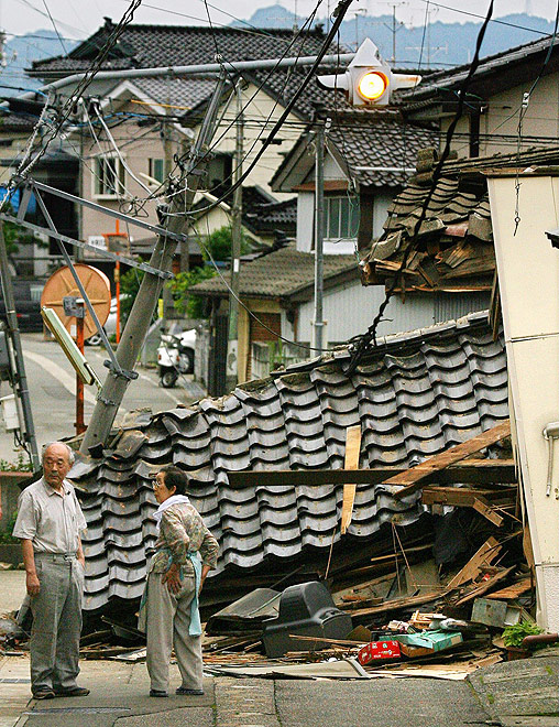 Japan typhoon Man-yi