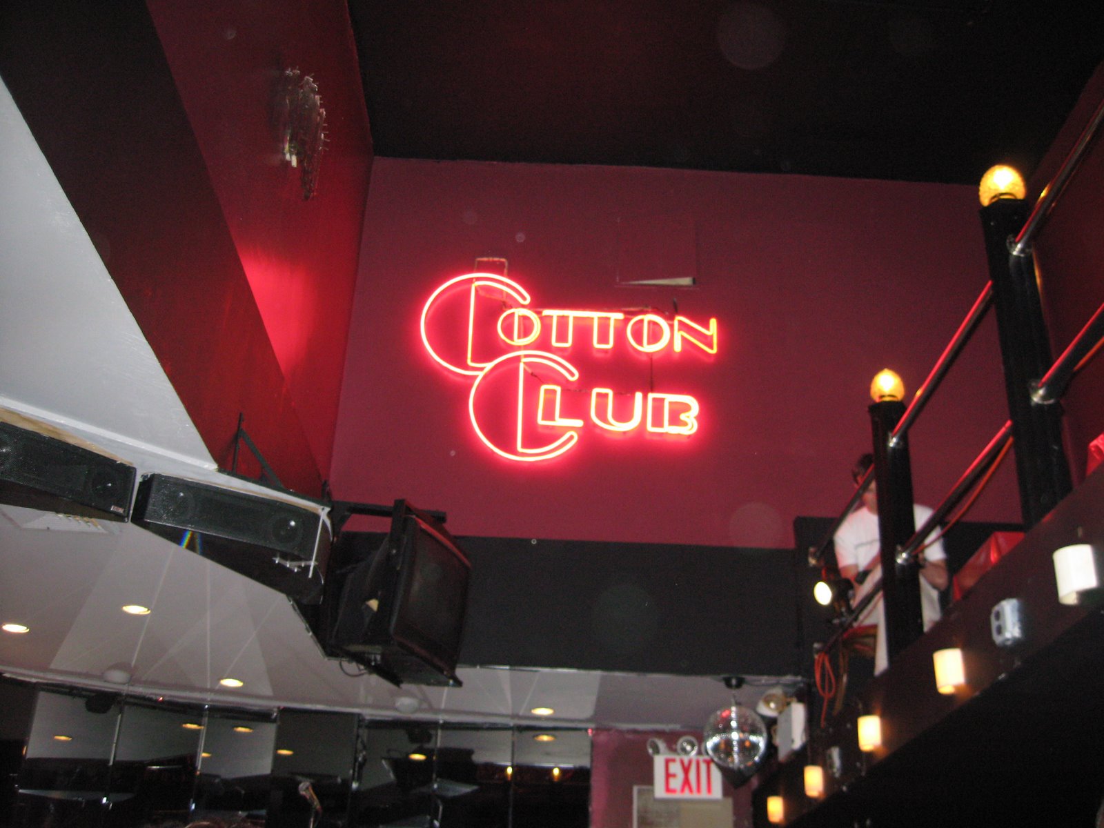 [Cotton+Club+NYC+6-7-08+019.jpg]