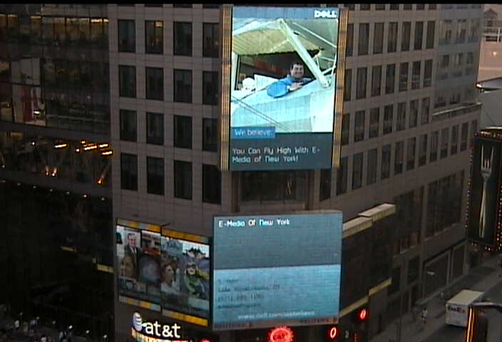 [Stu+and+Bob+at+Times+Square.jpg]