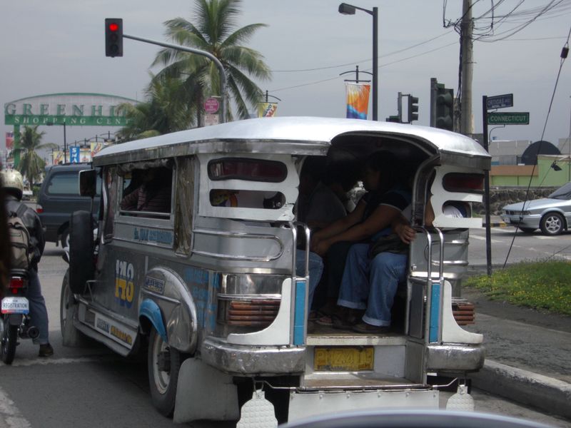 [jeepney1.JPG]