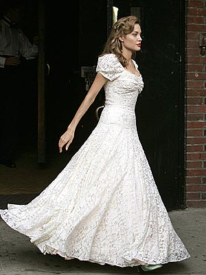 [good-shepherd-wedding-dress.jpg]