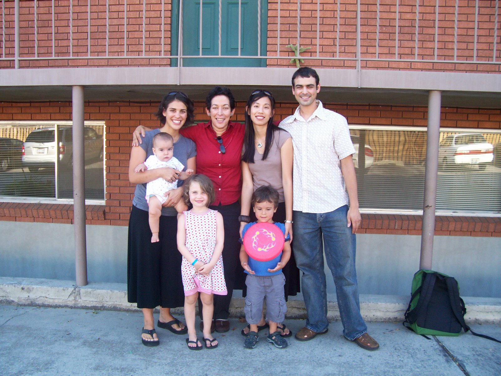 [Estrada+Family+July+2006+1229.jpg]