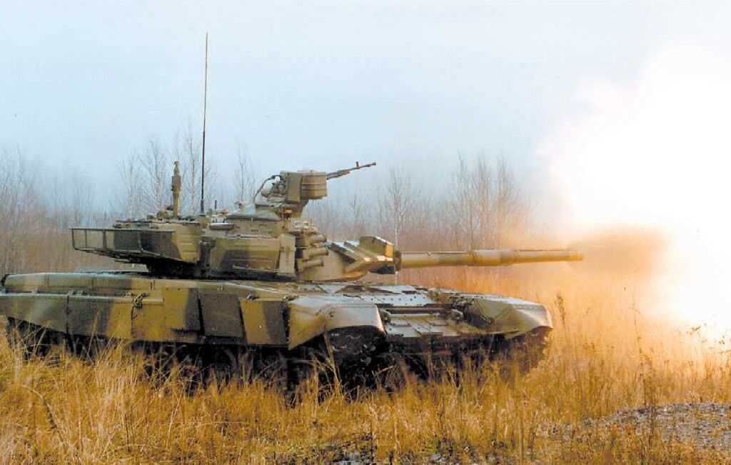 [T-90+tank+firing.jpg]