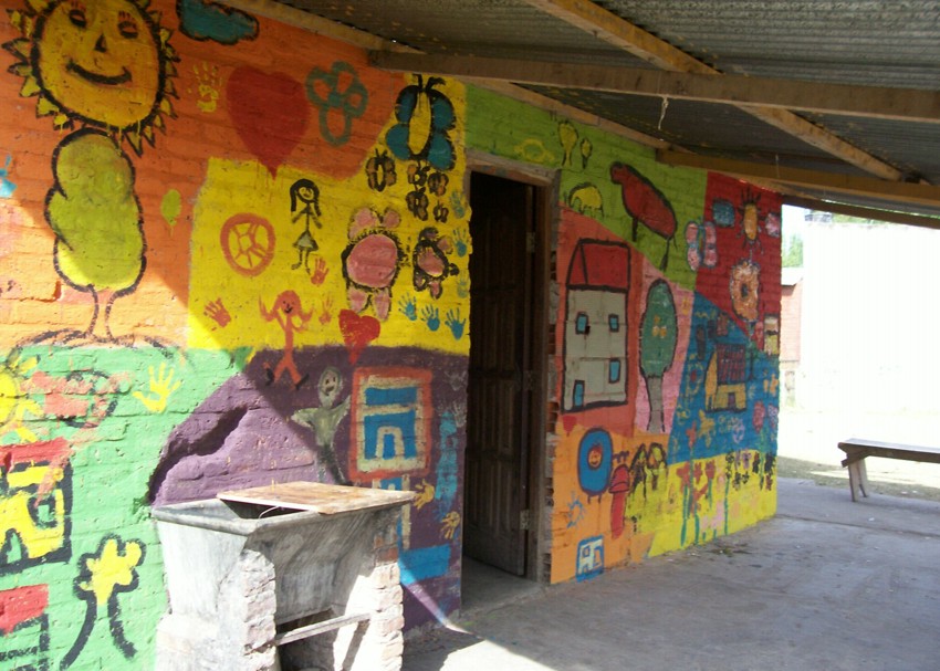 [mural+barrio+10+de+mayo+2.jpg]