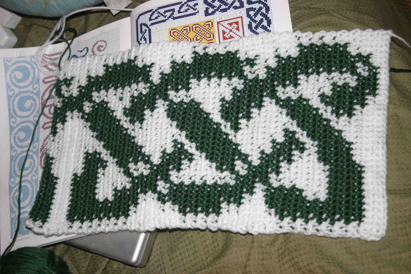[celtic+knot+crochet.jpg]