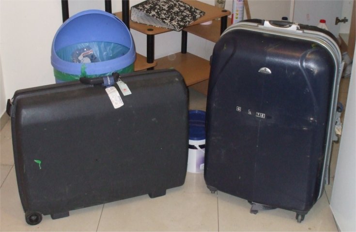 [01-Suitcases.jpg]