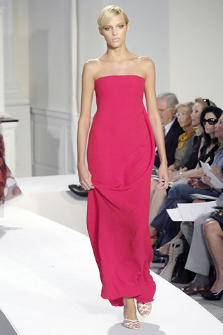 [oscar+de+la+renta+pink+strapless+dress.jpg]