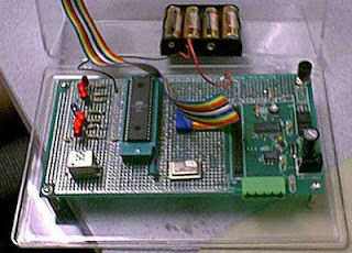 Universal remote using microcontroller AVR AT90S8535