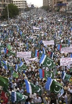 [pakistan+protest.jpg]
