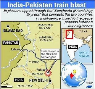 [india+train.jpg]