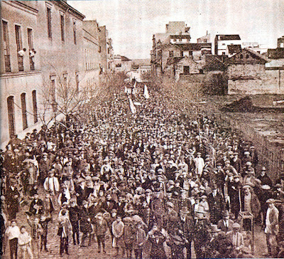 1919: manifestación anticaciquil en la calle Claudio Marcelo