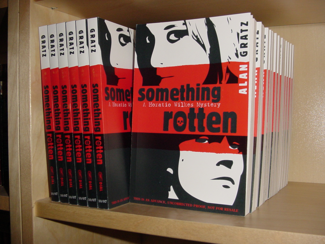 [Something+Rotten+008.jpg]