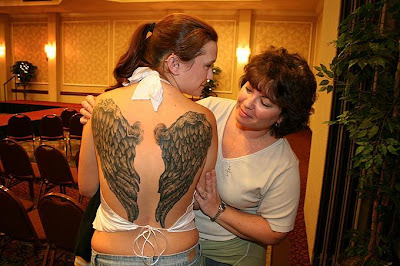 tatooed women 001