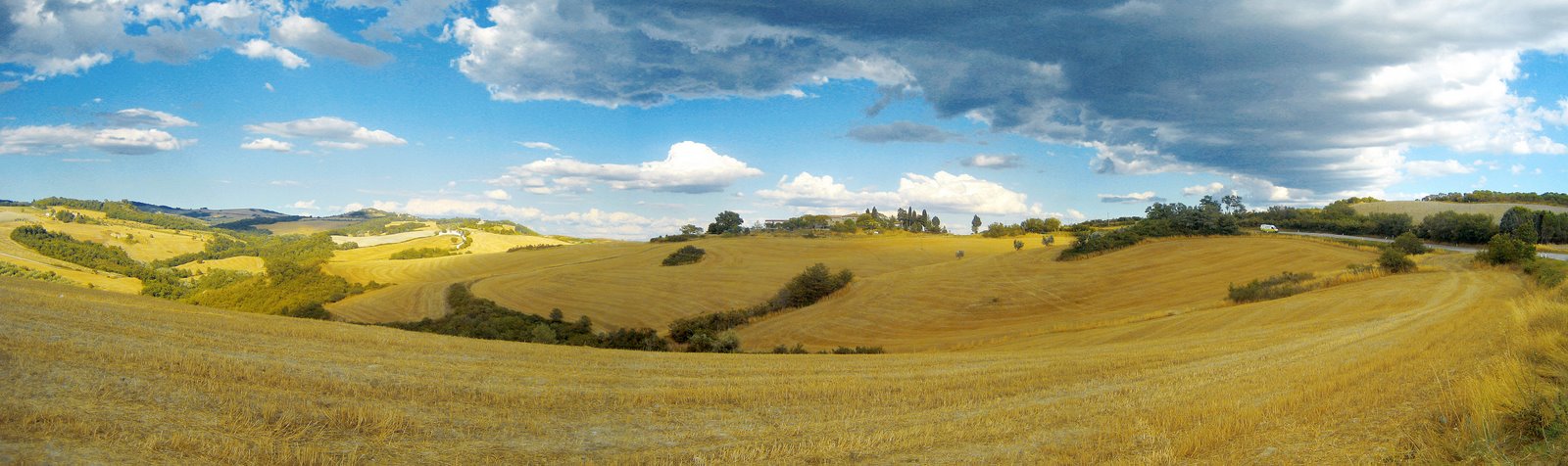 [tuscany+panoramic.jpg]